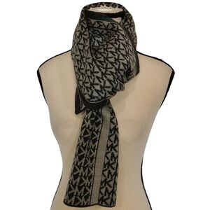 Michael Kors MK Monogram Reversible Cozy Knit Scarf Grey/Black OS